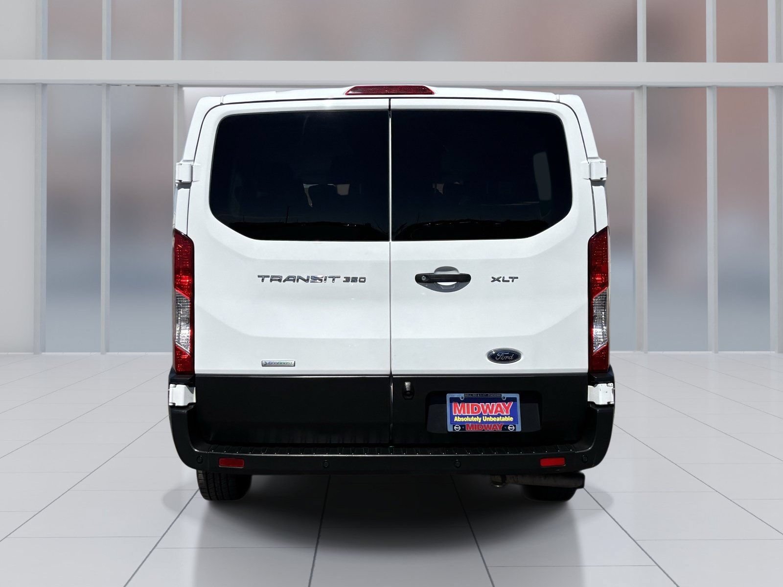 Used 2023 Ford Transit 350 XLT RWD image 5
