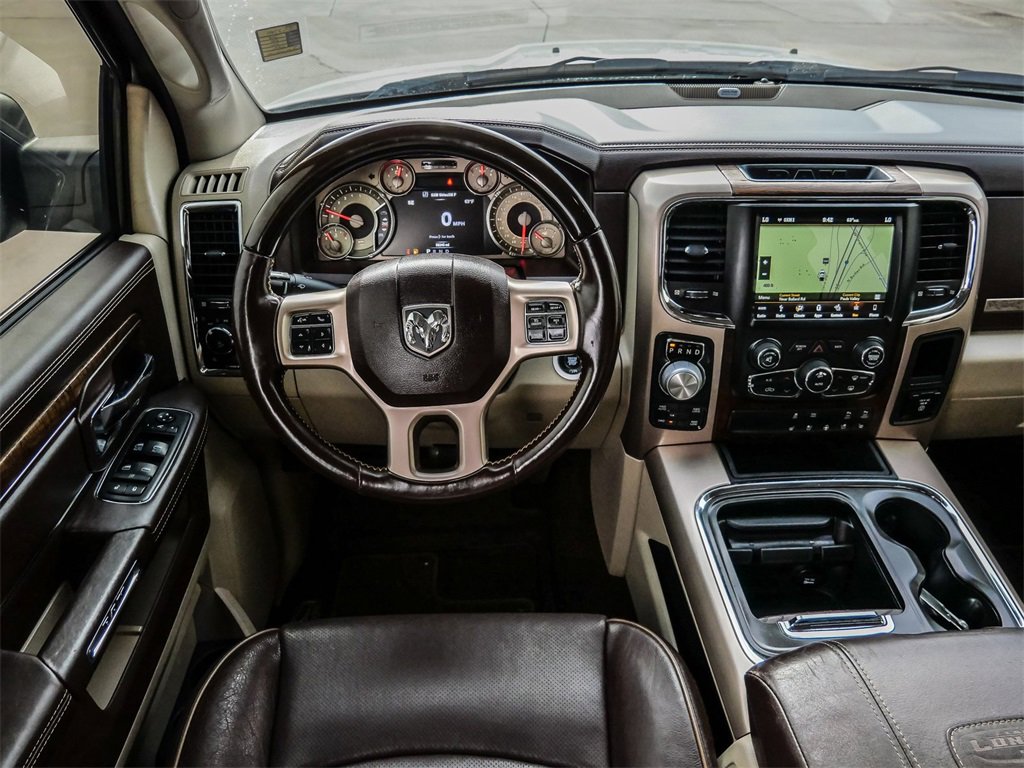 Used 2018 RAM 1500 Laramie Longhorn image 31