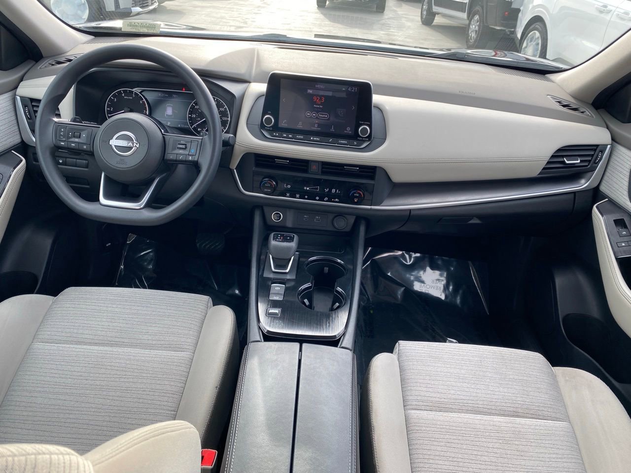 Used 2023 Nissan Rogue SV image 21