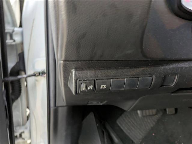 Used 2020 Toyota Corolla LE image 14