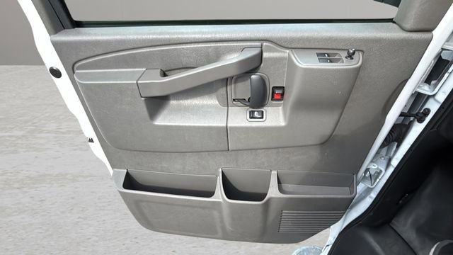 Used 2024 Chevrolet Express 2500 w/ Driver Convenience Package RWD image 18