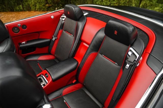 Used 2016 Rolls-Royce Dawn RWD image 44