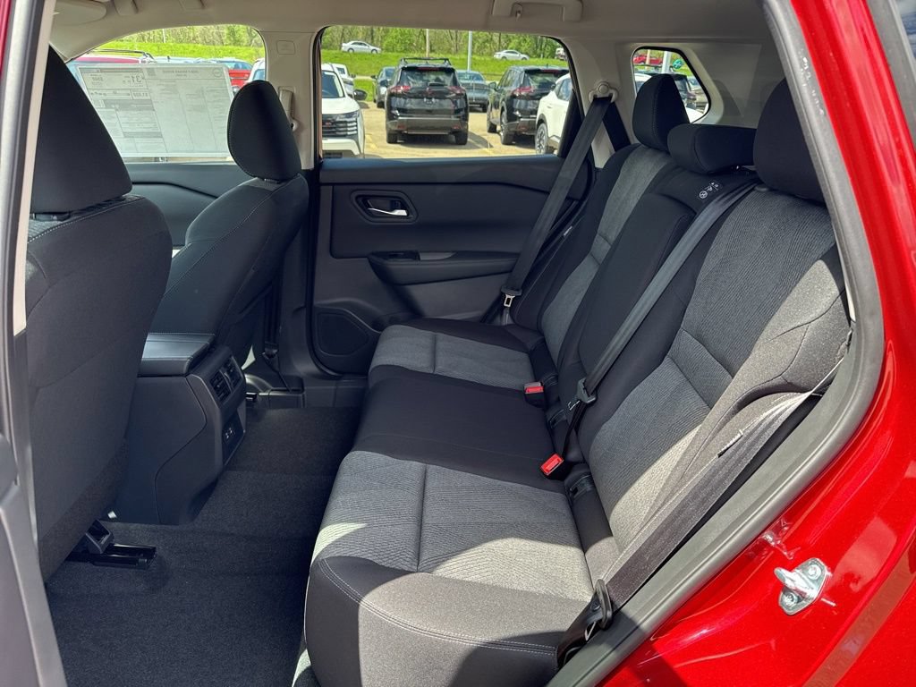 New 2026 Nissan Rogue SV w/ Cold Weather Package AWD/4WD image 27