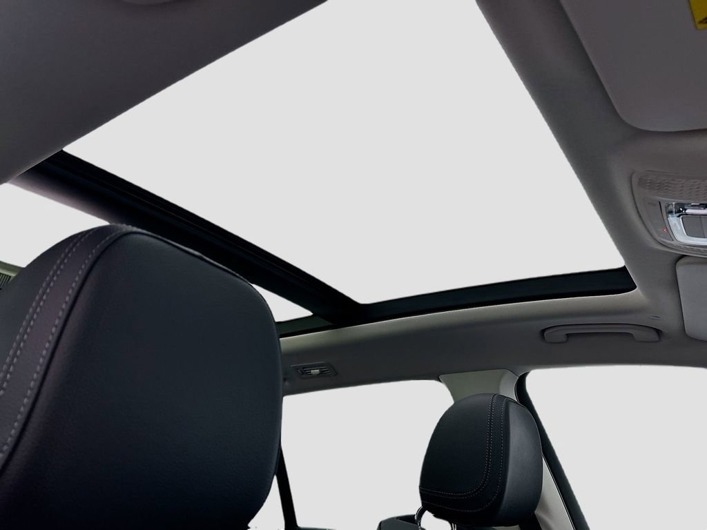 Certified 2025 Mercedes-Benz GLS 450 4MATIC image 17