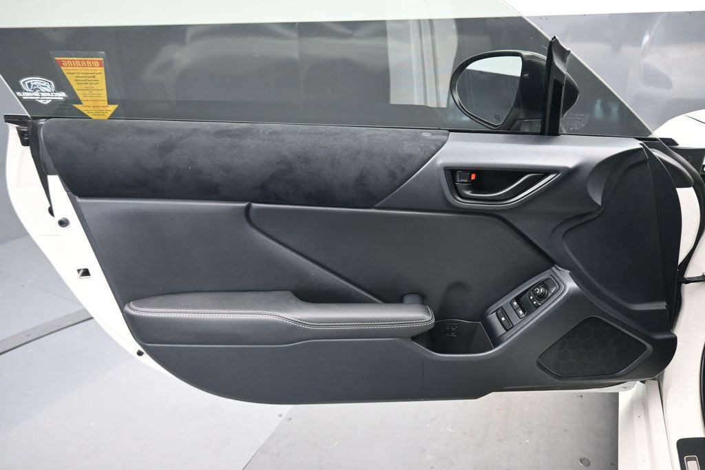 Used 2025 Toyota GR86 Premium w/ Performance Package RWD image 9