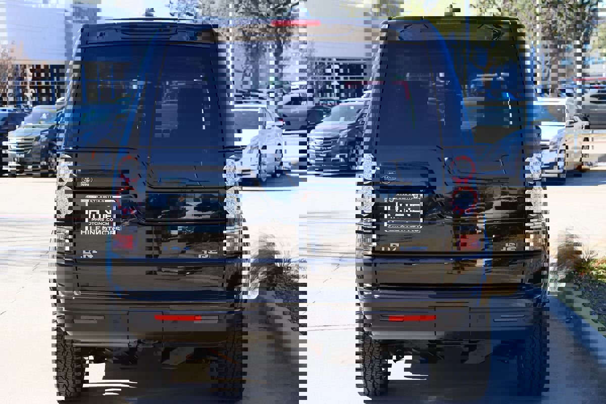 Used 2016 Land Rover LR4 HSE image 8