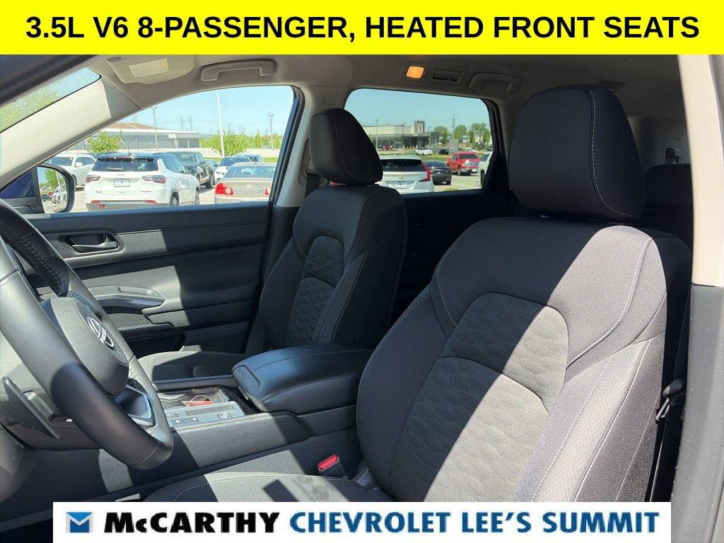 Used 2025 Nissan Pathfinder SV FWD image 55