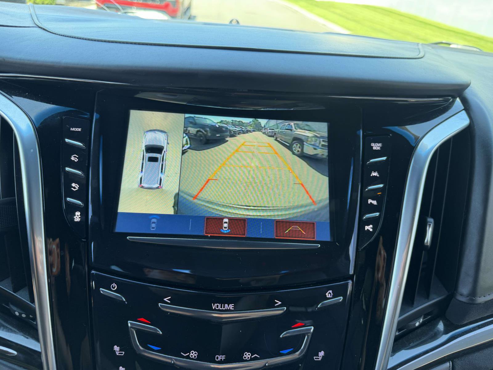 Certified 2020 Cadillac Escalade ESV Platinum AWD/4WD image 25