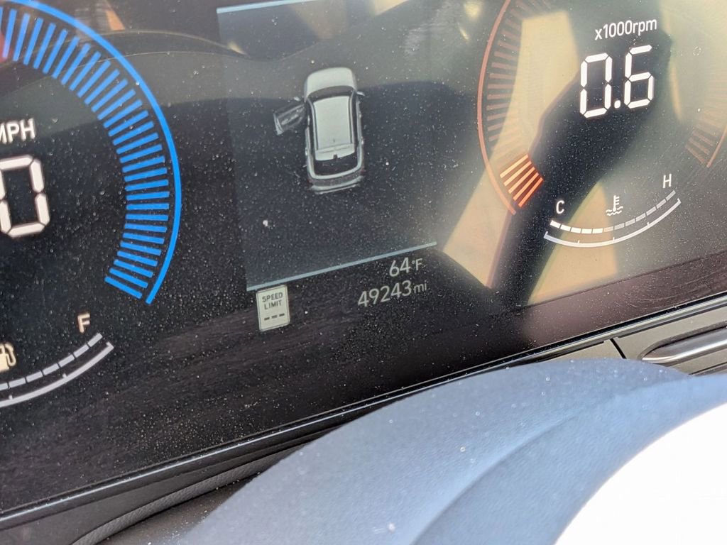 Certified 2024 Hyundai Kona SEL image 21