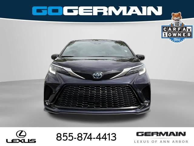 Used 2023 Toyota Sienna XSE AWD/4WD image 12