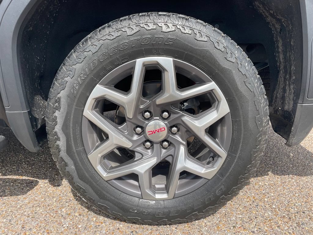 Used 2024 GMC Sierra 1500 SLT AWD/4WD image 17