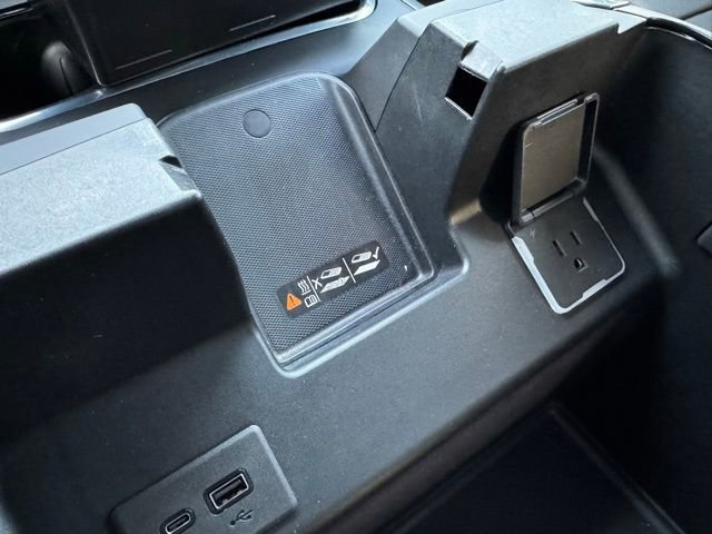 Certified 2024 Chevrolet Silverado 2500 High Country w/ High Country Premium Package image 25