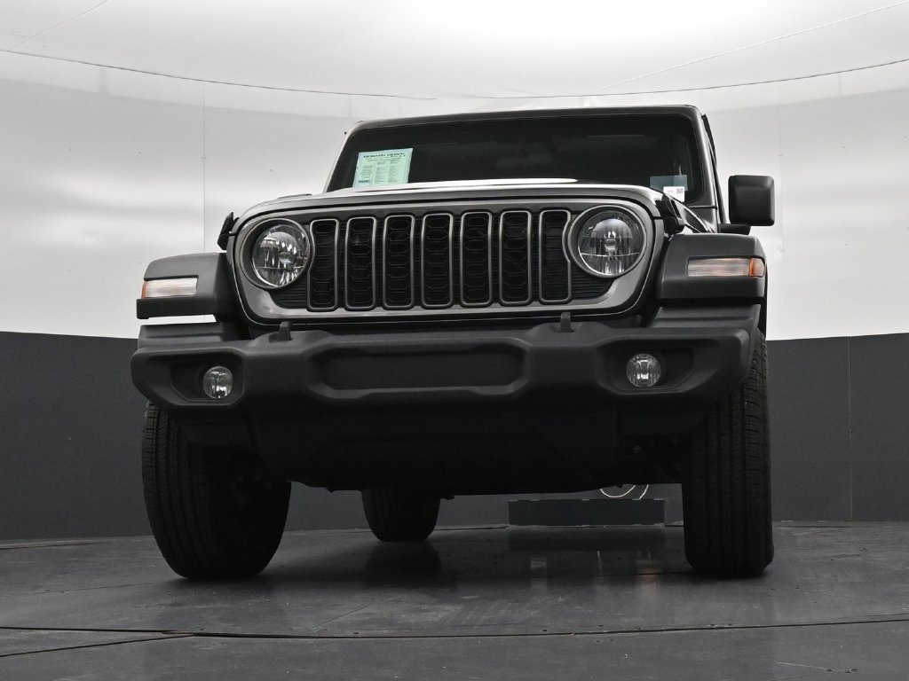 Used 2026 Jeep Wrangler Sport AWD/4WD image 28