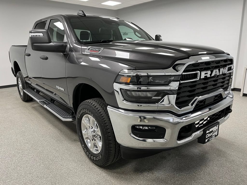 Used 2025 RAM 2500 Big Horn AWD/4WD image 2