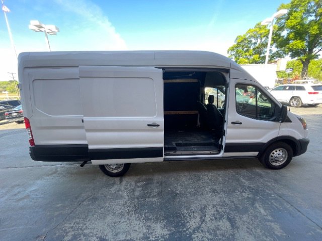 Used 2022 Ford Transit 250 148 High Roof Extended AWD w/ Load Area Protection Package image 17