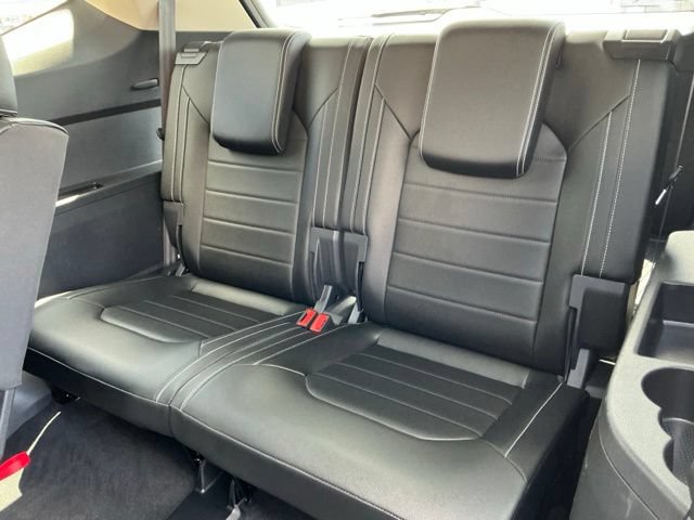 Certified 2025 Volkswagen Atlas SEL AWD/4WD image 19