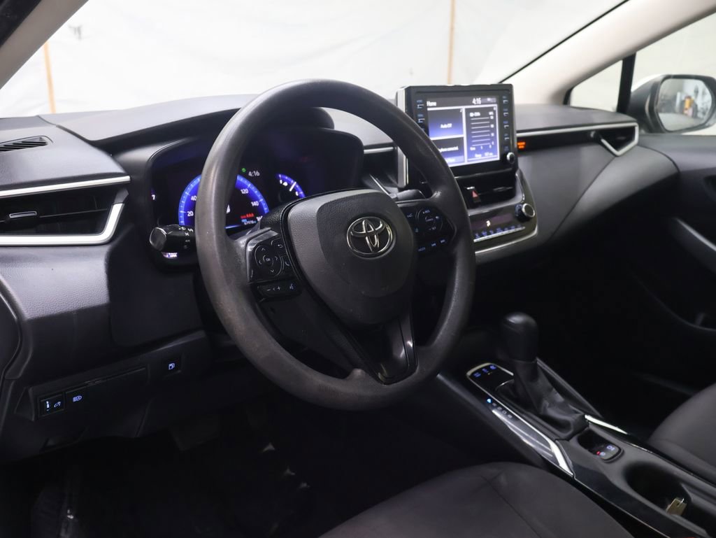 Used 2020 Toyota Corolla LE image 17