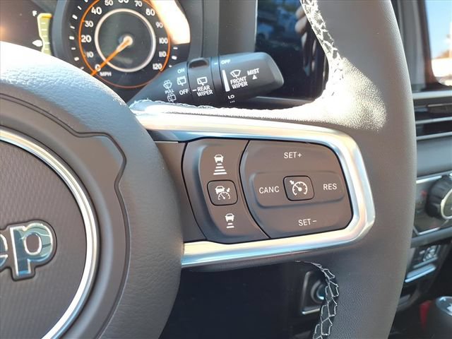 New 2026 Jeep Wrangler Unlimited Sahara AWD/4WD image 24
