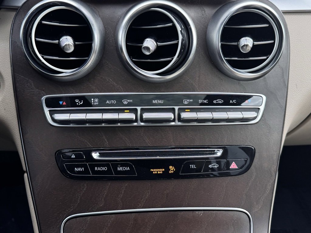 Used 2018 Mercedes-Benz GLC 300 4MATIC image 9