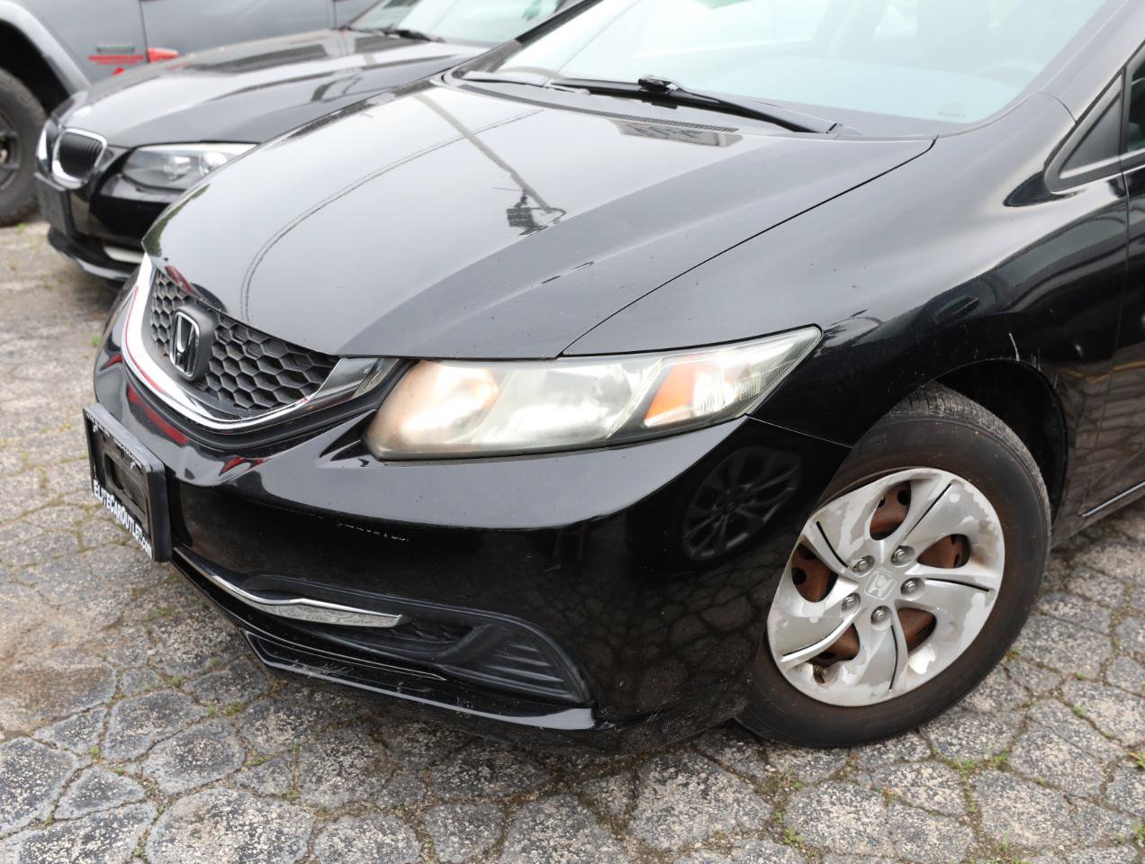 Used 2013 Honda Civic LX image 2