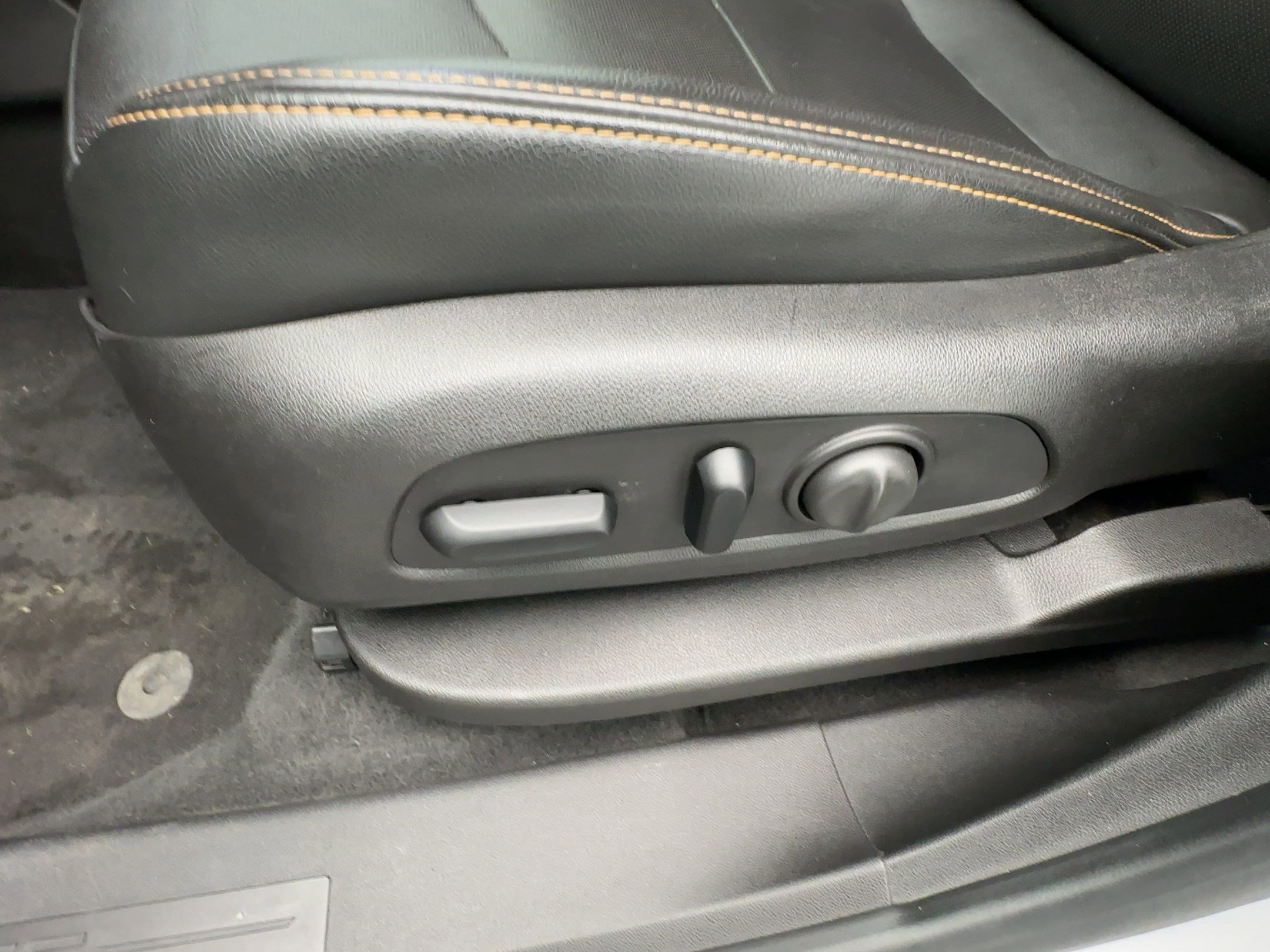 Certified 2018 GMC Terrain SLT w/ Preferred Package image 14