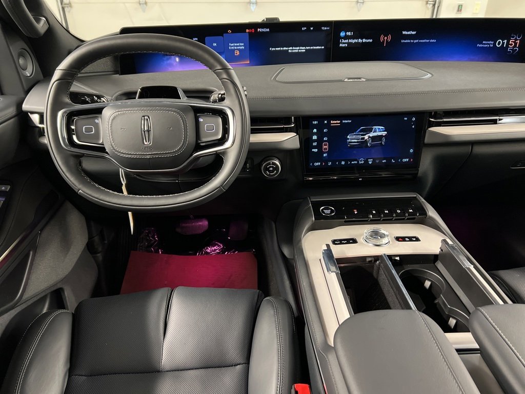 New 2026 Lincoln Navigator L Reserve w/ Jet Appearance Package image 8