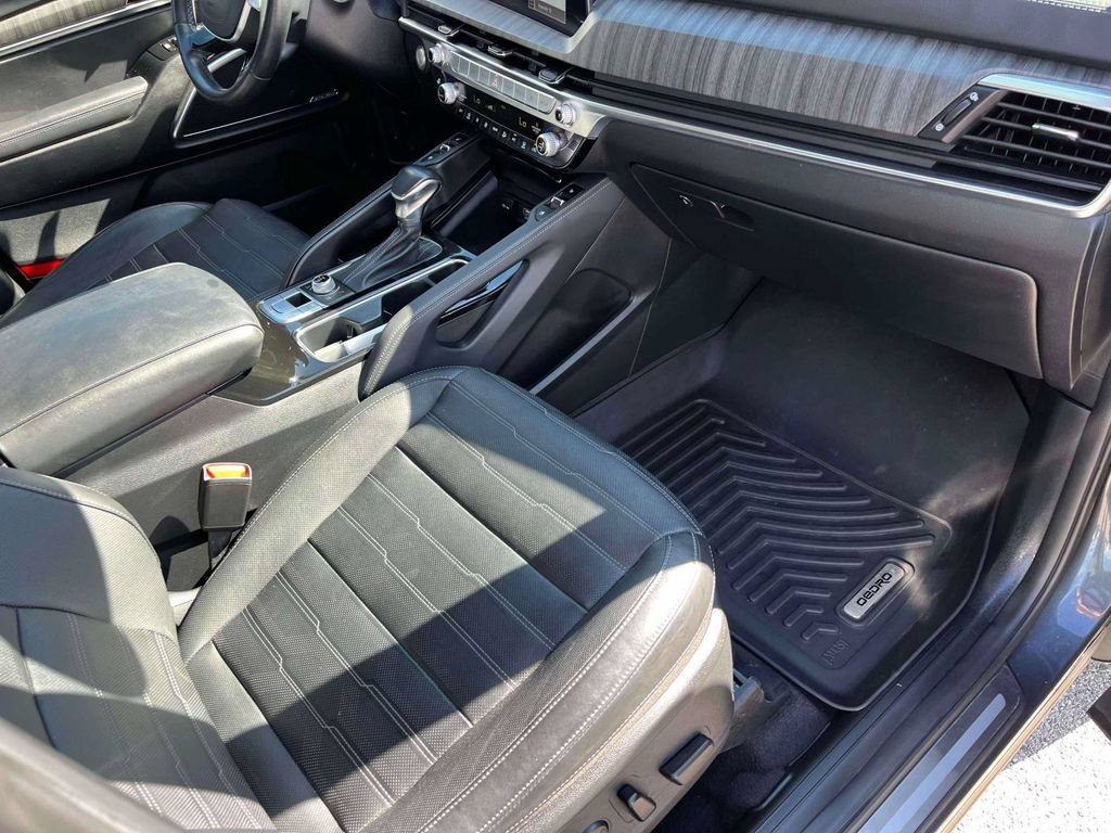 Used 2023 Kia Telluride SX Prestige AWD/4WD image 13
