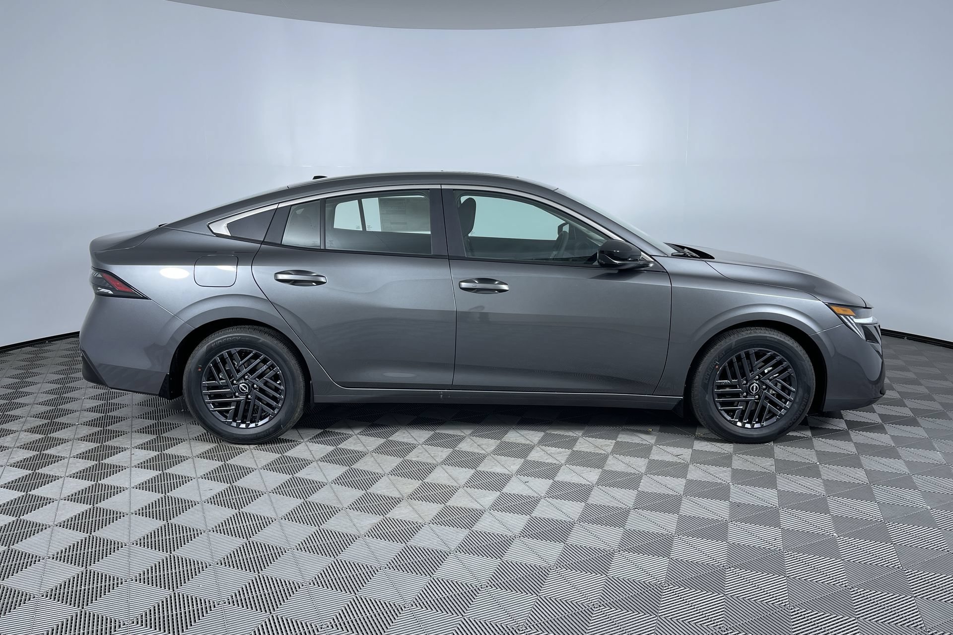 New 2027 Nissan Sentra SV w/ SV Convenience Package FWD image 10