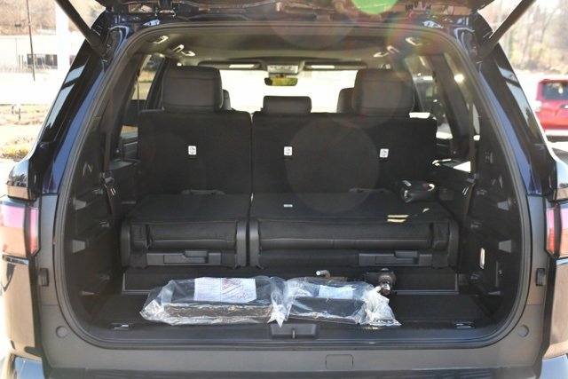 Used 2025 Toyota Sequoia SR5 image 9