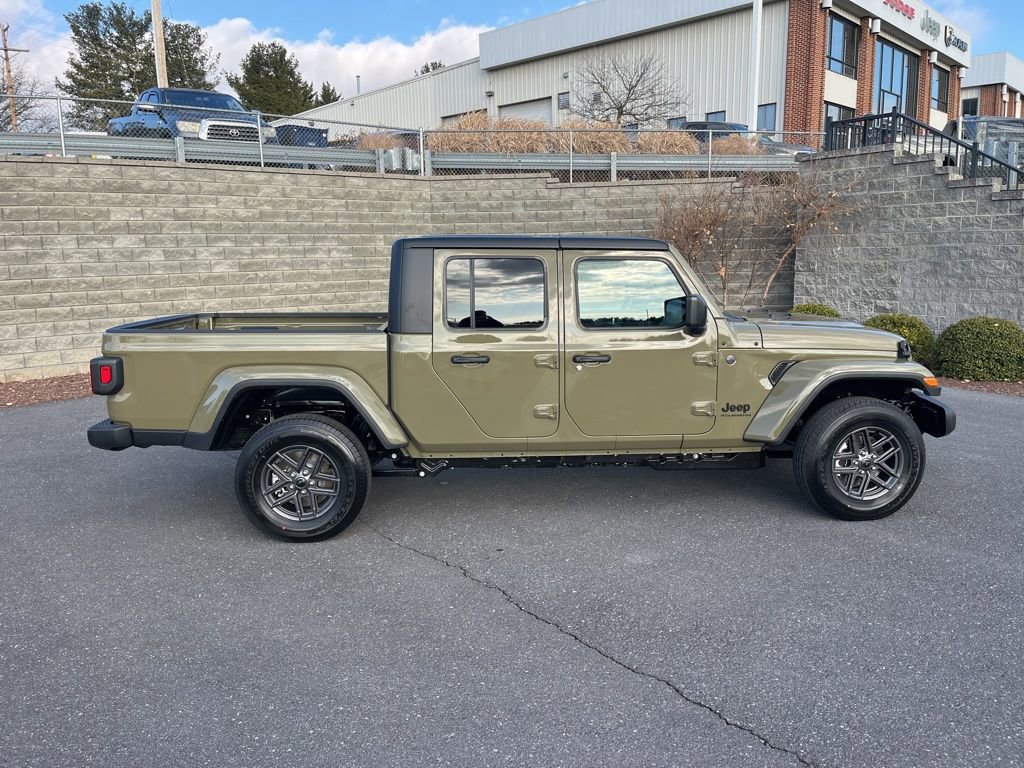 New 2026 Jeep Gladiator Sport image 3