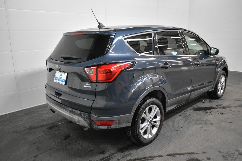 Used 2019 Ford Escape SE image 5