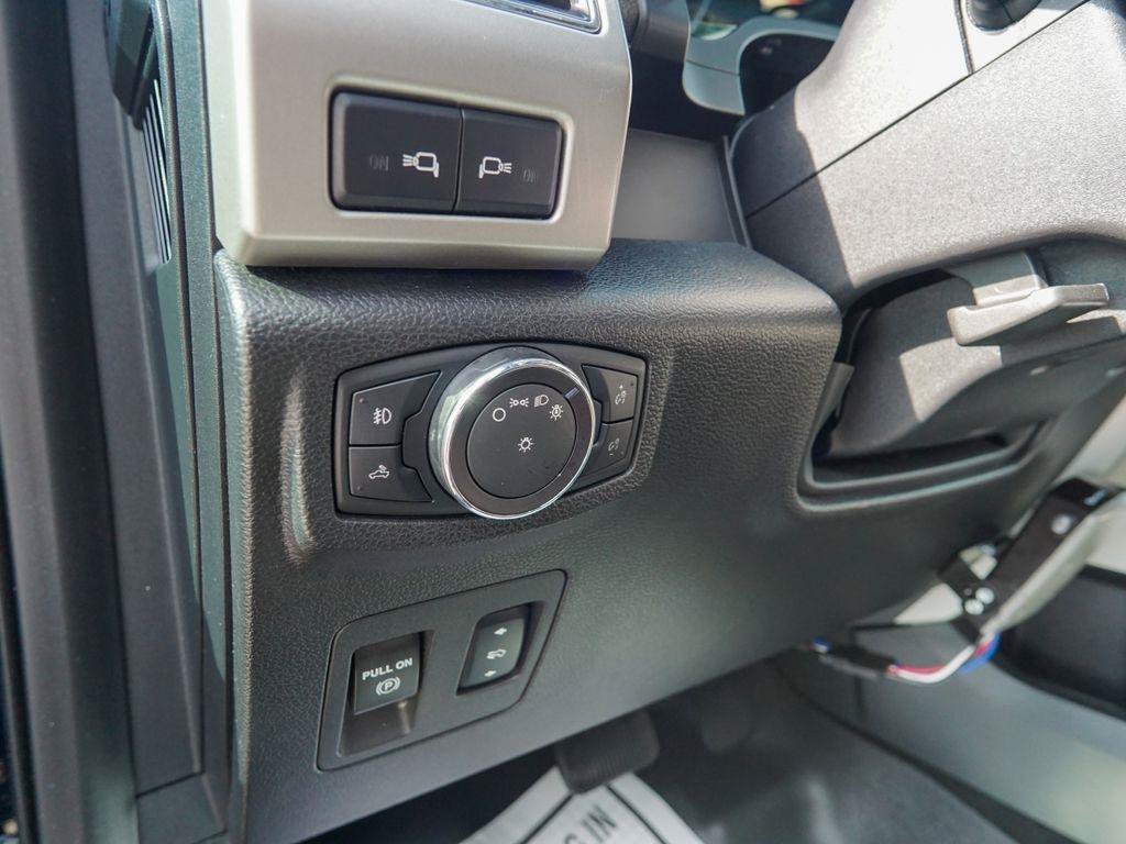 Used 2018 Ford F150 Lariat AWD/4WD image 21