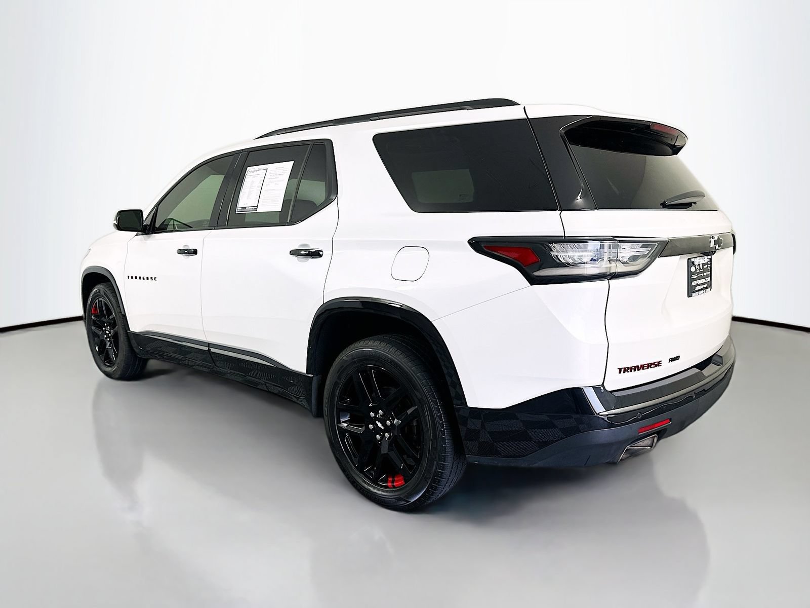 Used 2019 Chevrolet Traverse Premier w/ Redline Edition AWD/4WD image 5