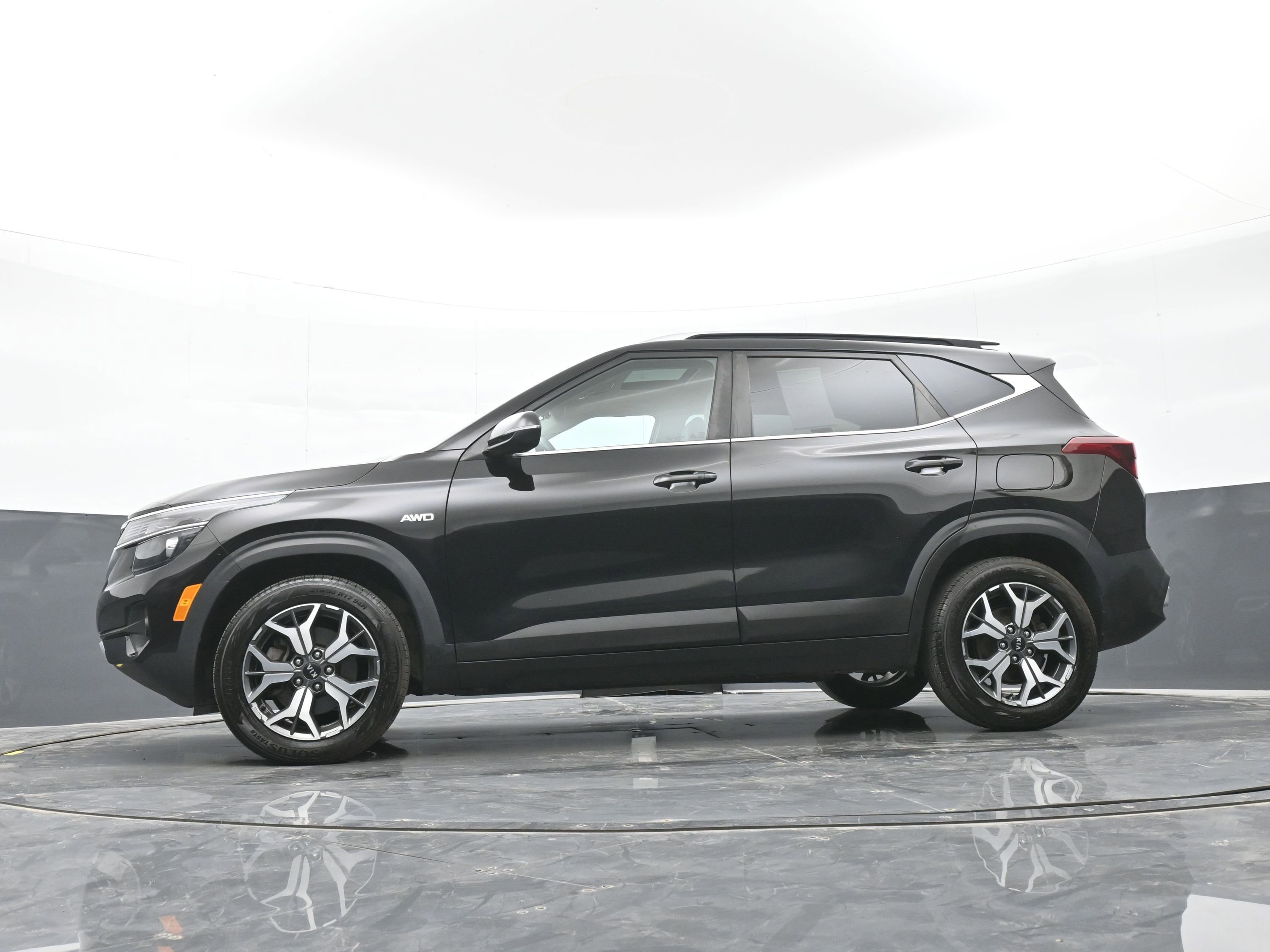 Used 2021 Kia Seltos EX AWD/4WD image 45