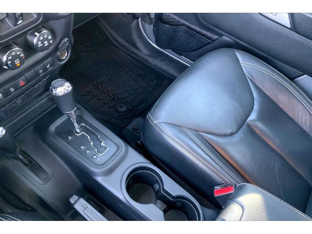 Used 2017 Jeep Wrangler Unlimited Rubicon AWD/4WD image 18