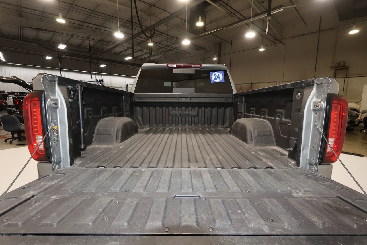 Used 2024 GMC Sierra 1500 SLT w/ SLT Premium Plus Package image 25
