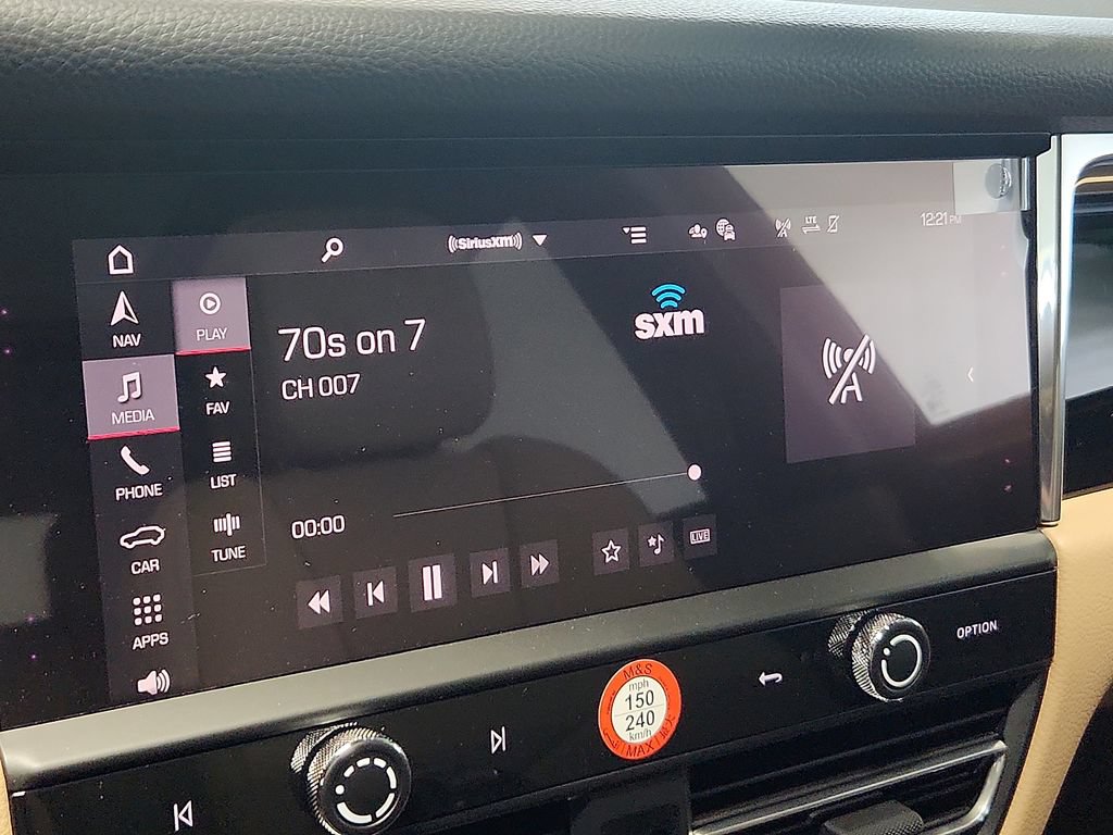 New 2026 Porsche Macan AWD/4WD image 19