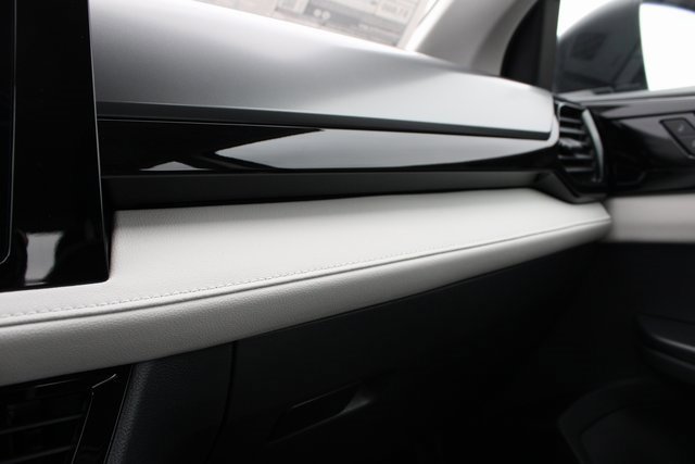 New 2026 Volkswagen Taos S image 8