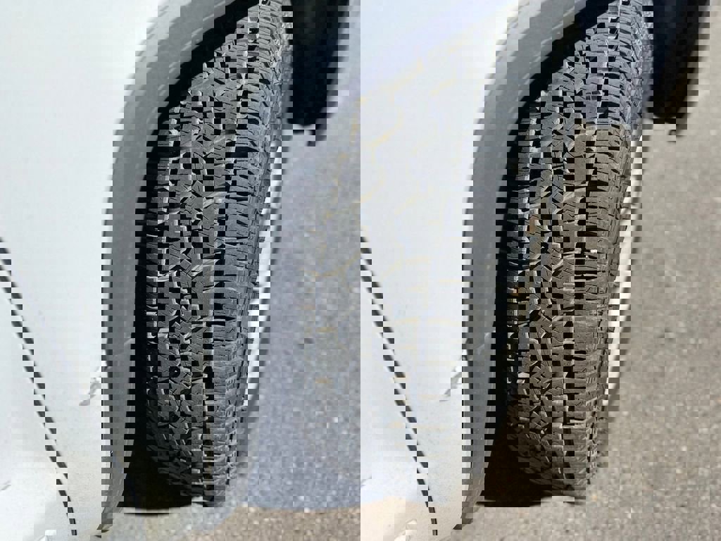 Used 2014 GMC Sierra 1500 SLE image 50