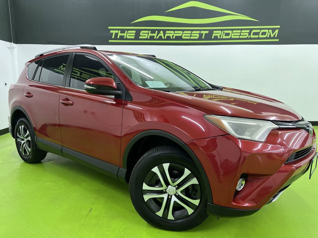 Used 2016 Toyota RAV4 XLE AWD/4WD image 1