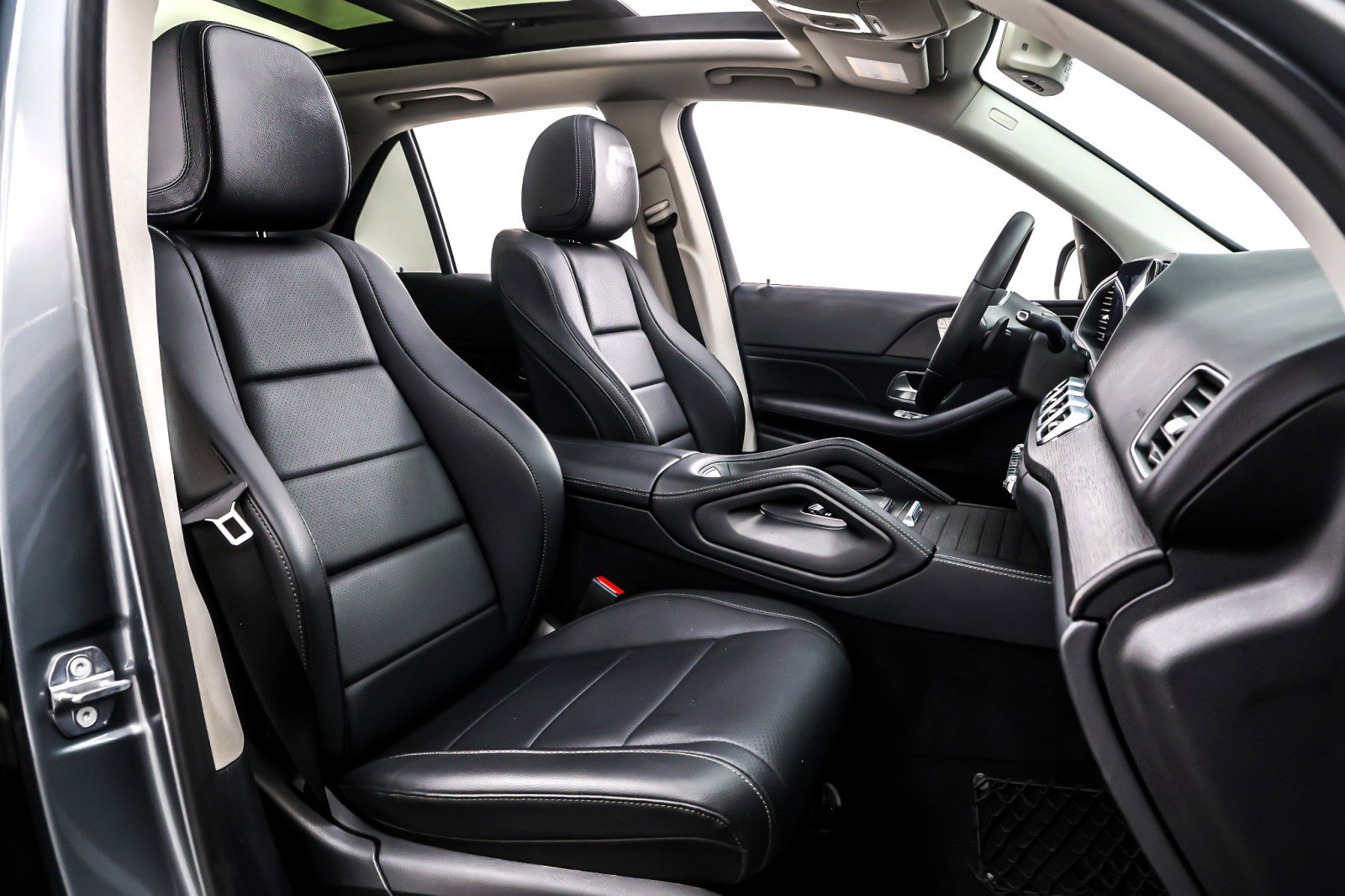 Used 2020 Mercedes-Benz GLE 350 4MATIC image 7