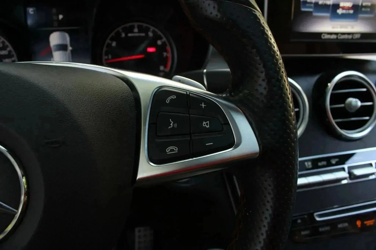 Used 2019 Mercedes-Benz GLC 43 AMG 4MATIC image 41