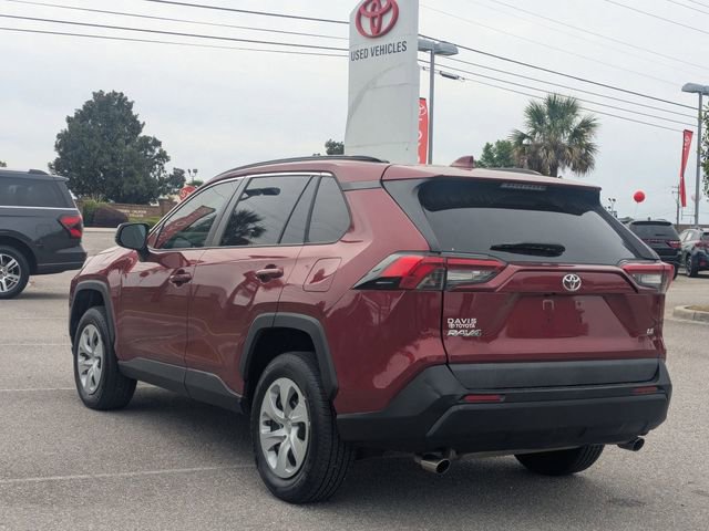 Used 2019 Toyota RAV4 LE FWD image 5
