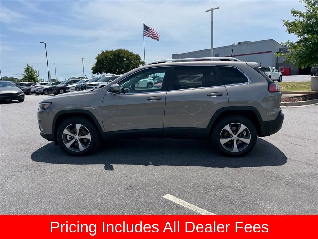 Used 2021 Jeep Cherokee Limited w/ Elite Package AWD/4WD image 7