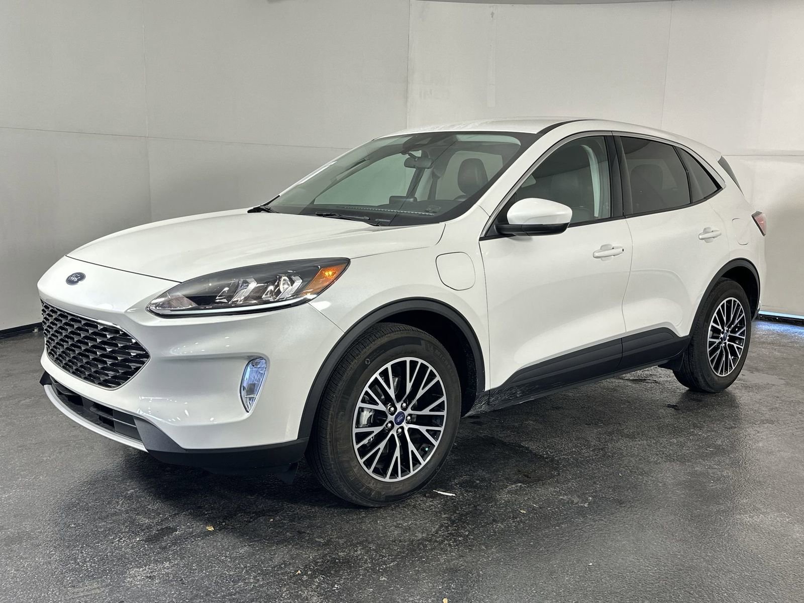 Used 2022 Ford Escape SEL FWD image 4