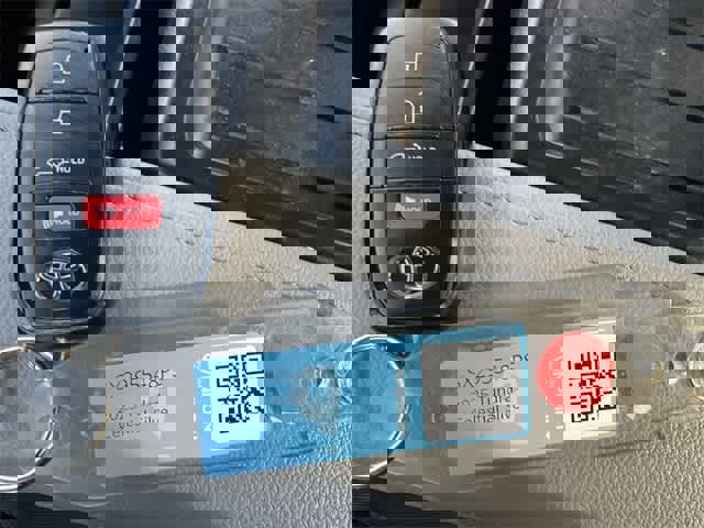 Used 2025 Toyota Tundra Limited image 29