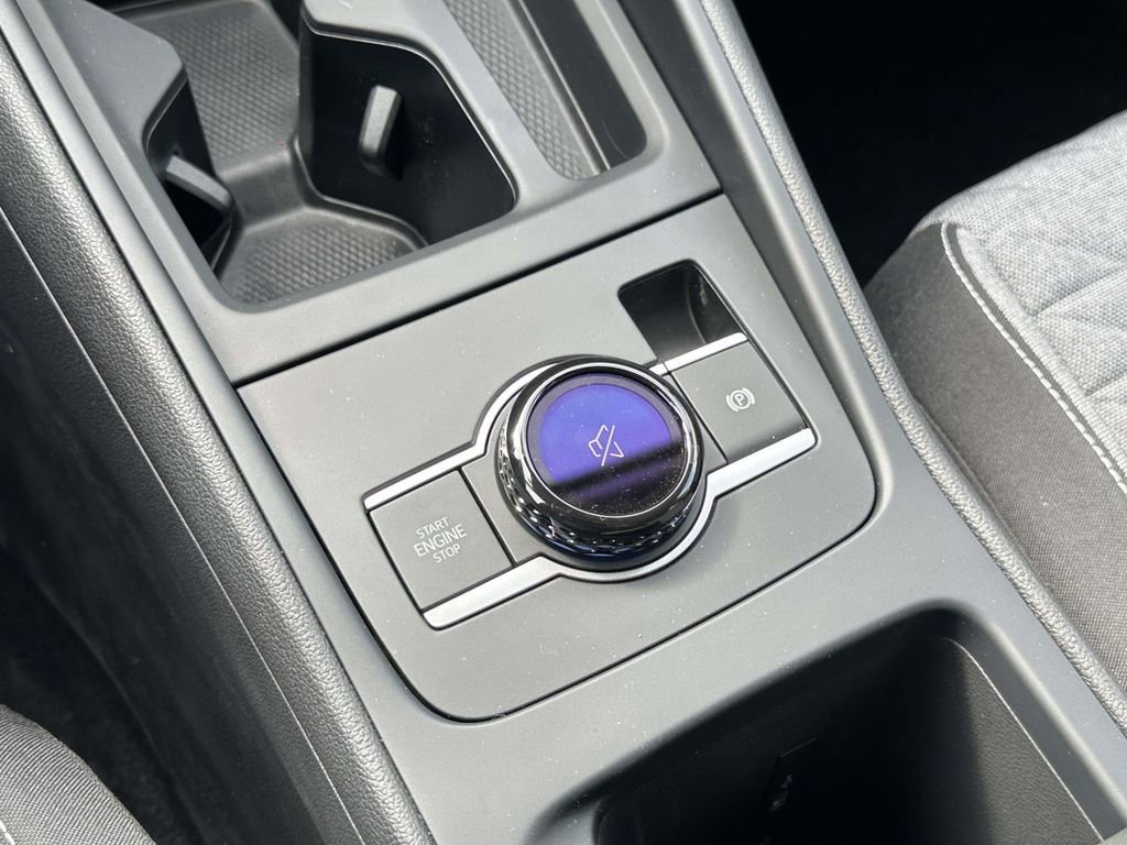 New 2025 Volkswagen Tiguan S image 22