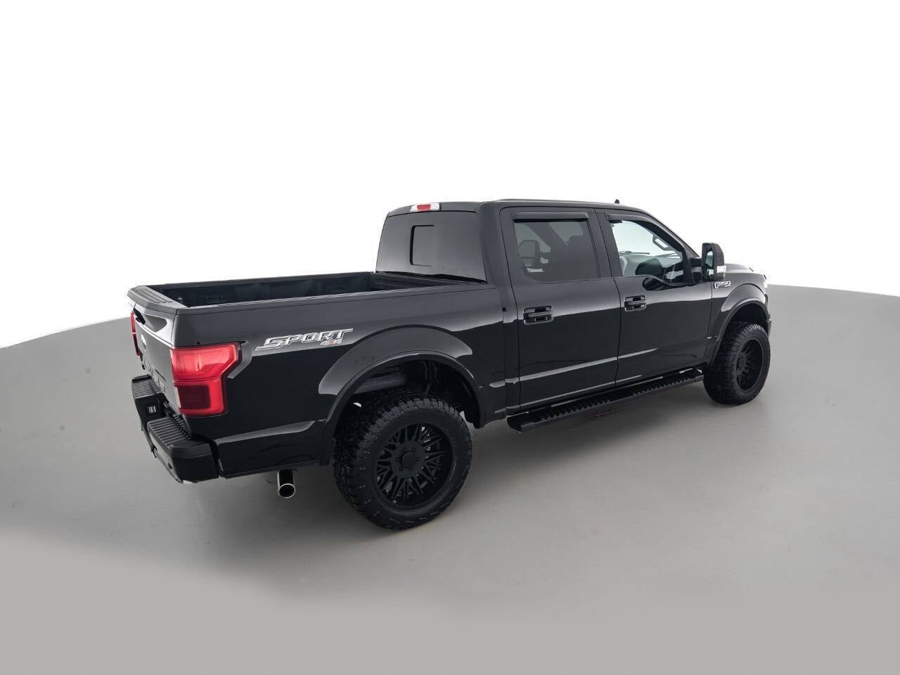 Used 2018 Ford F150 Lariat w/ Equipment Group 502A Luxury image 5