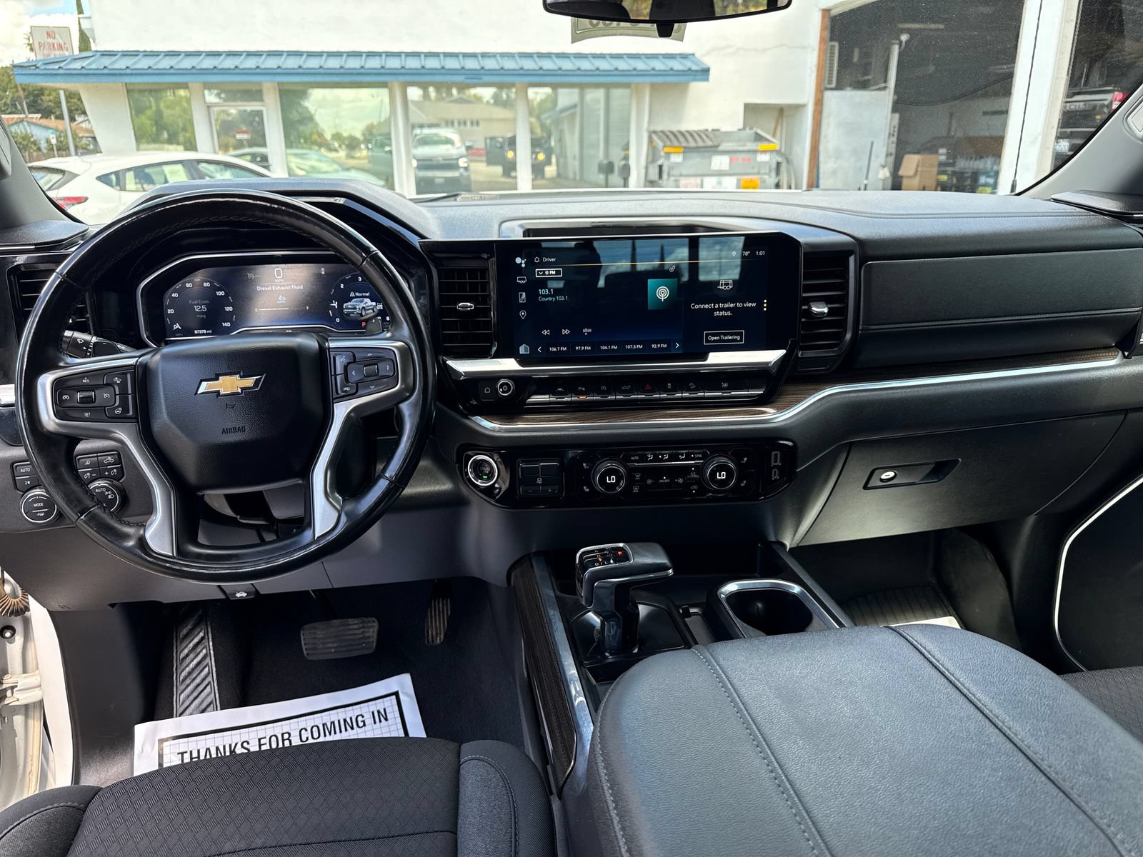 Used 2023 Chevrolet Silverado 1500 LT AWD/4WD image 12