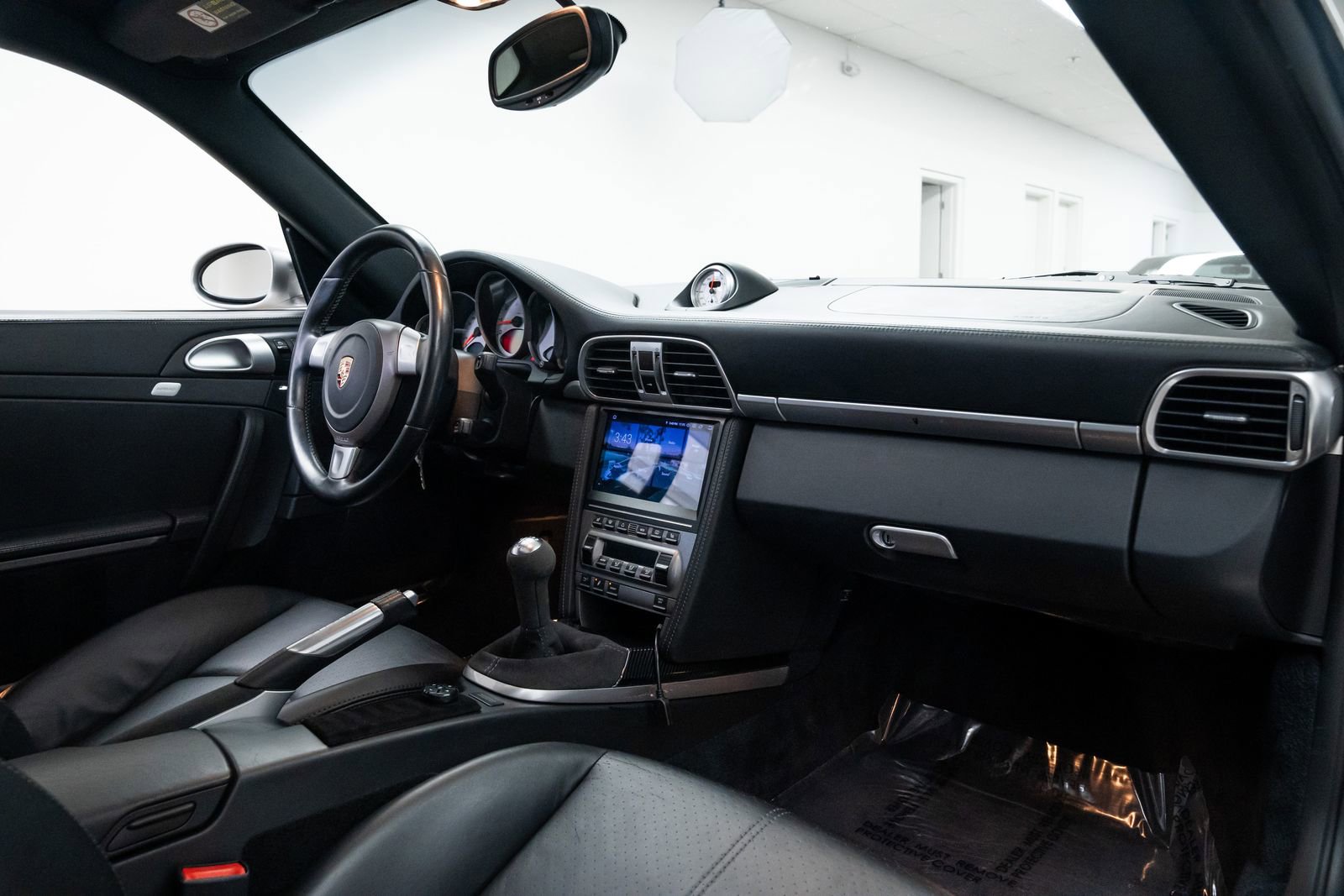 Used 2006 Porsche 911 Carrera S image 25